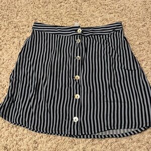 Sisstrevolution skirt, new